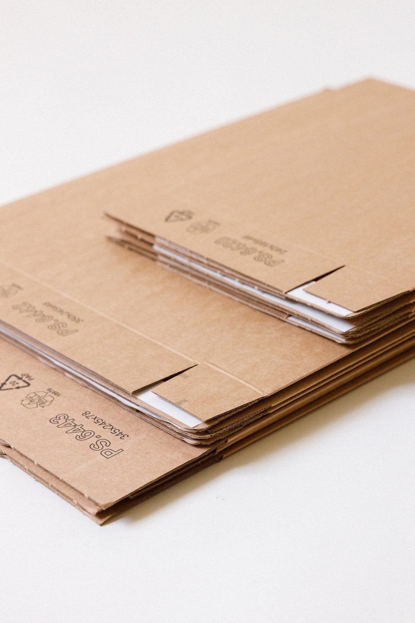 Versandboxen aus Wellpappe